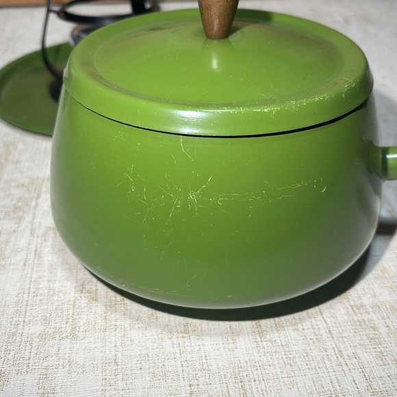 Vintage MCM  Avocado Green Fondue Set - By Nevco (NWT) - Picture 6 of 12